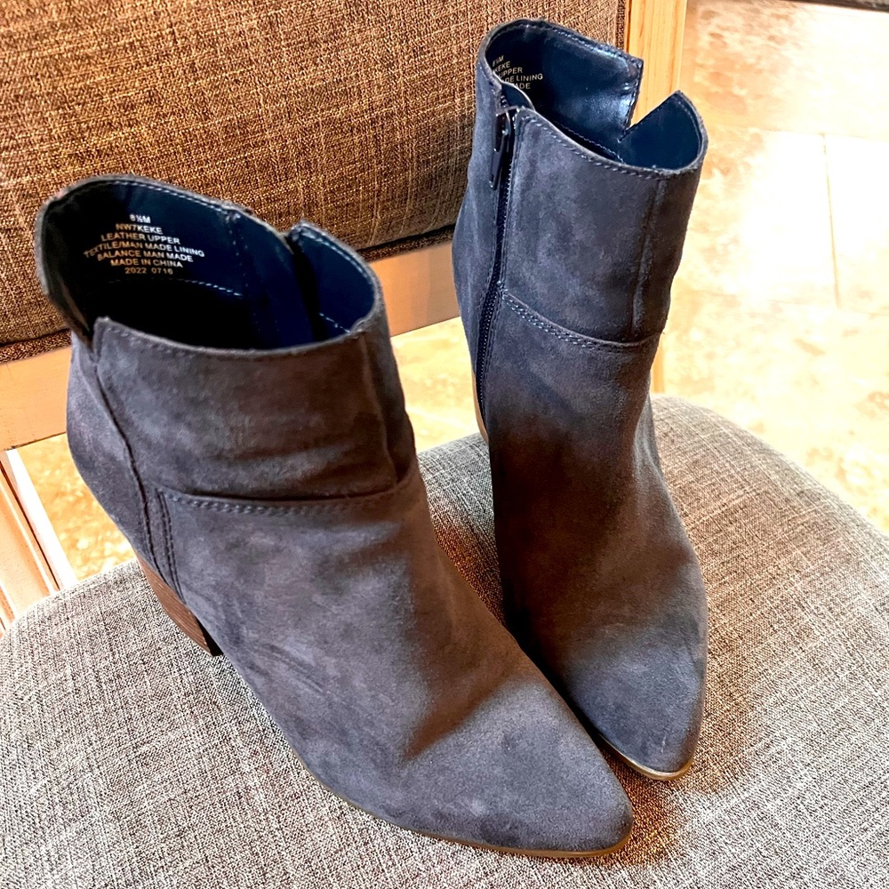Nine West suede boots